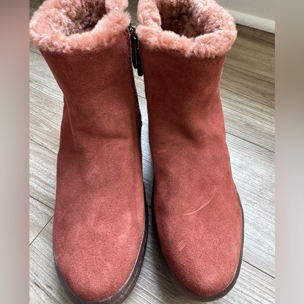 Cougar Broom Winter Ankle Boots Women Size 6 Russet Suede Waterproof side zip